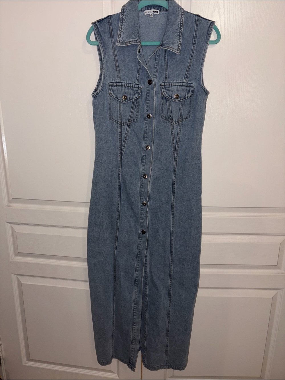 FASHION NOVA TALLAHASSEE DENIM MAXI size M - Picture 5 of 7